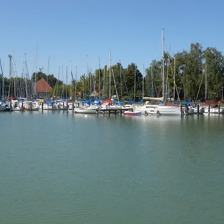 In - Balaton 18627 Апартаменты Фоньод